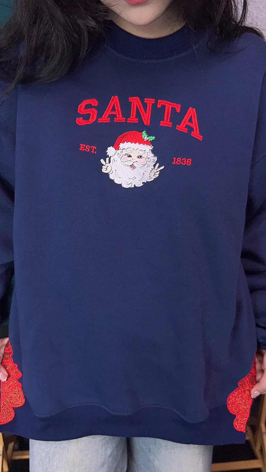 Santa Glitter Bow Embroidered Sweatshirt