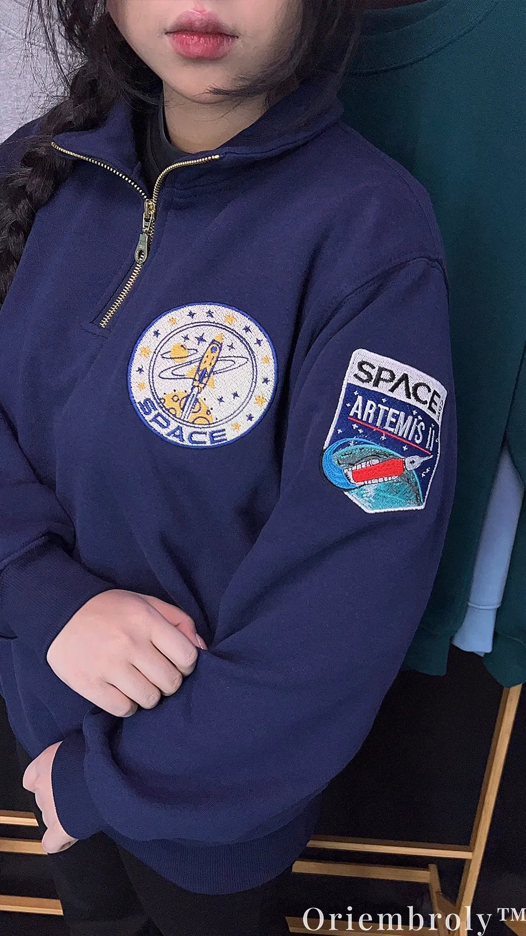 NASA Artemis II Embroidered Sweatshirt – Vintage Space Crewneck Pullover