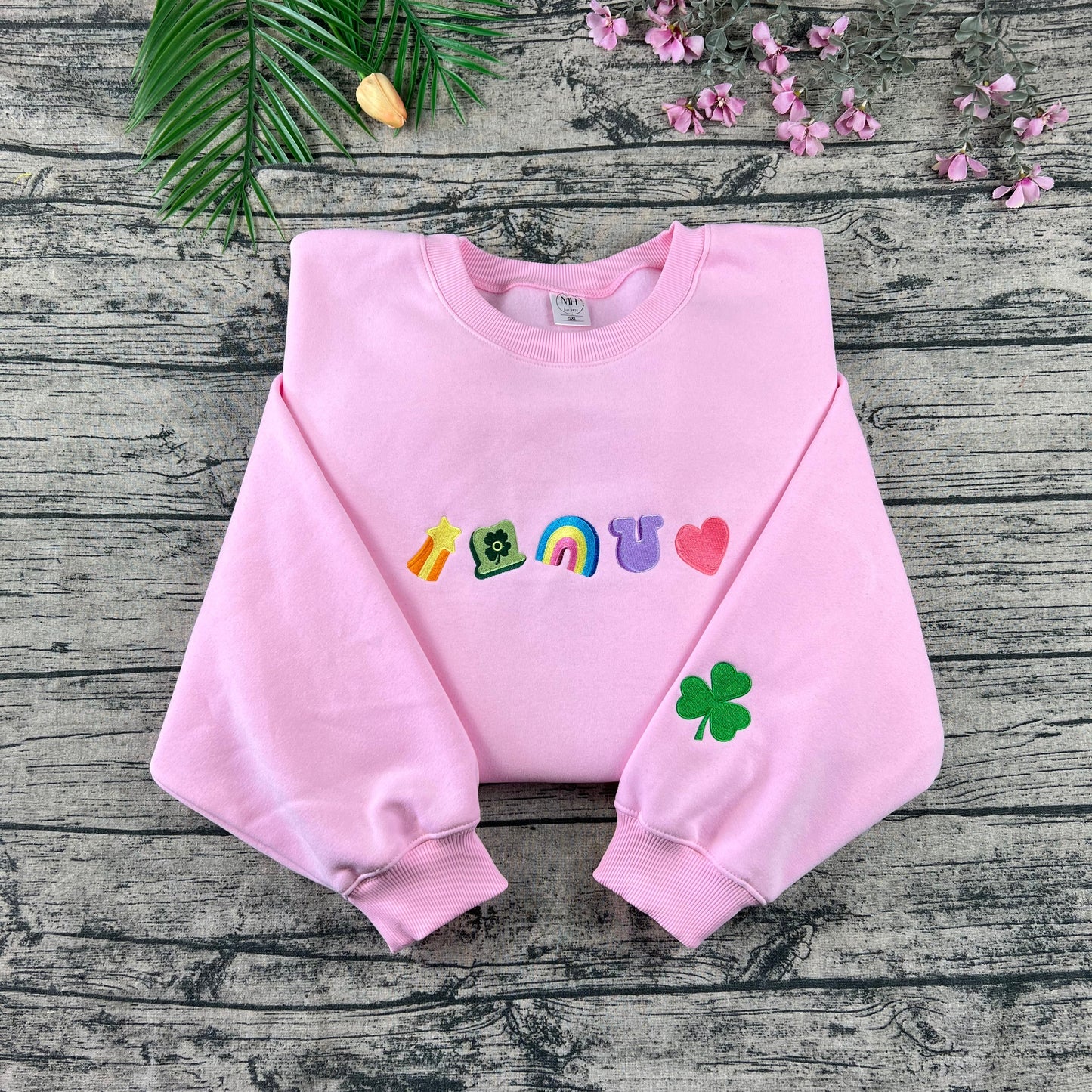 St. Patrick’s Lucky Marshmallow Embroidered Pink Crewneck Sweatshirt – Retro Charm Pullover