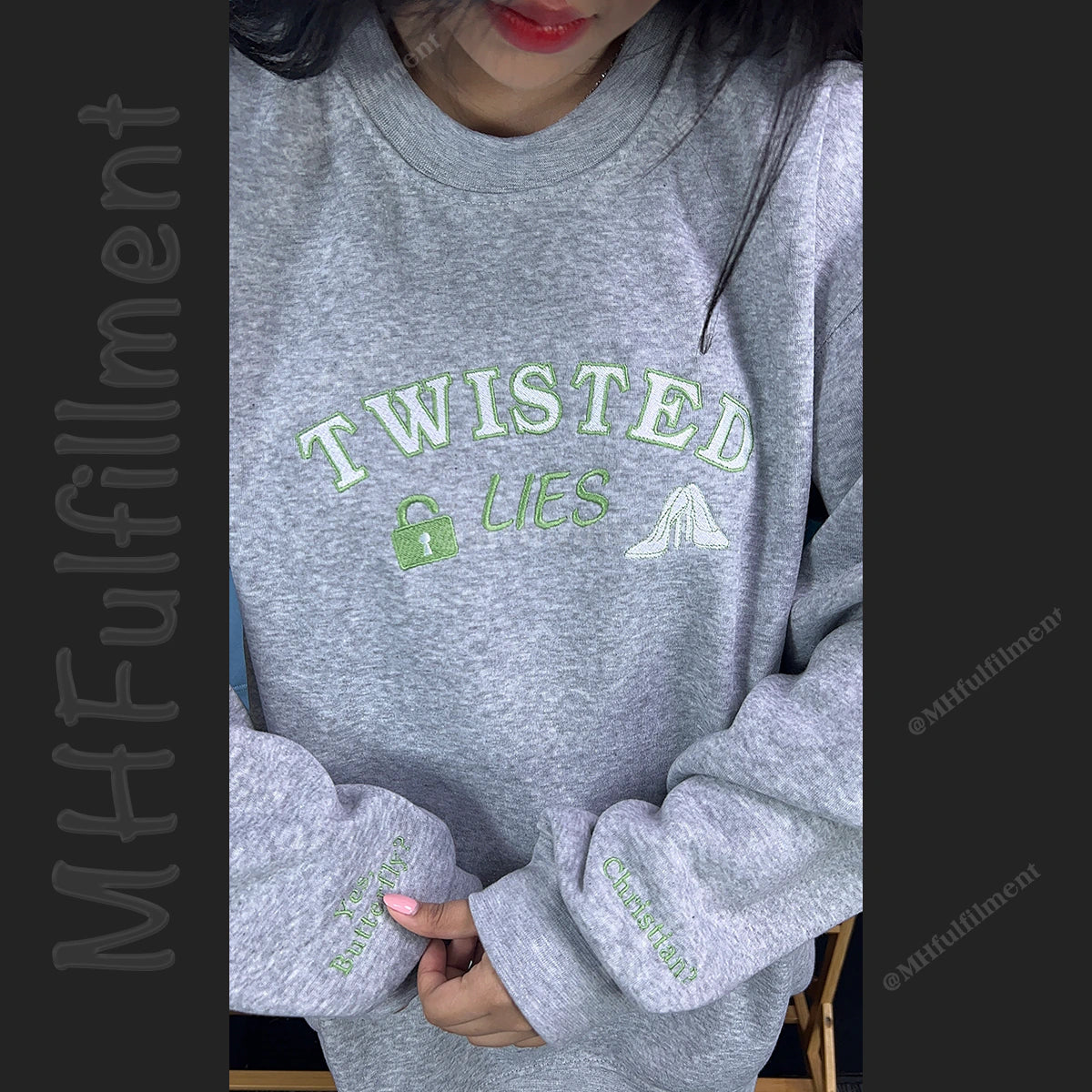 Ana huang bookish gift