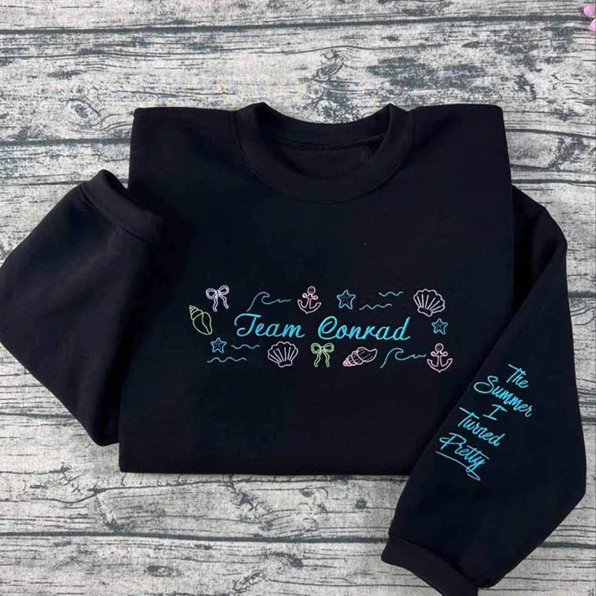 Cousins beach bookish crewneck