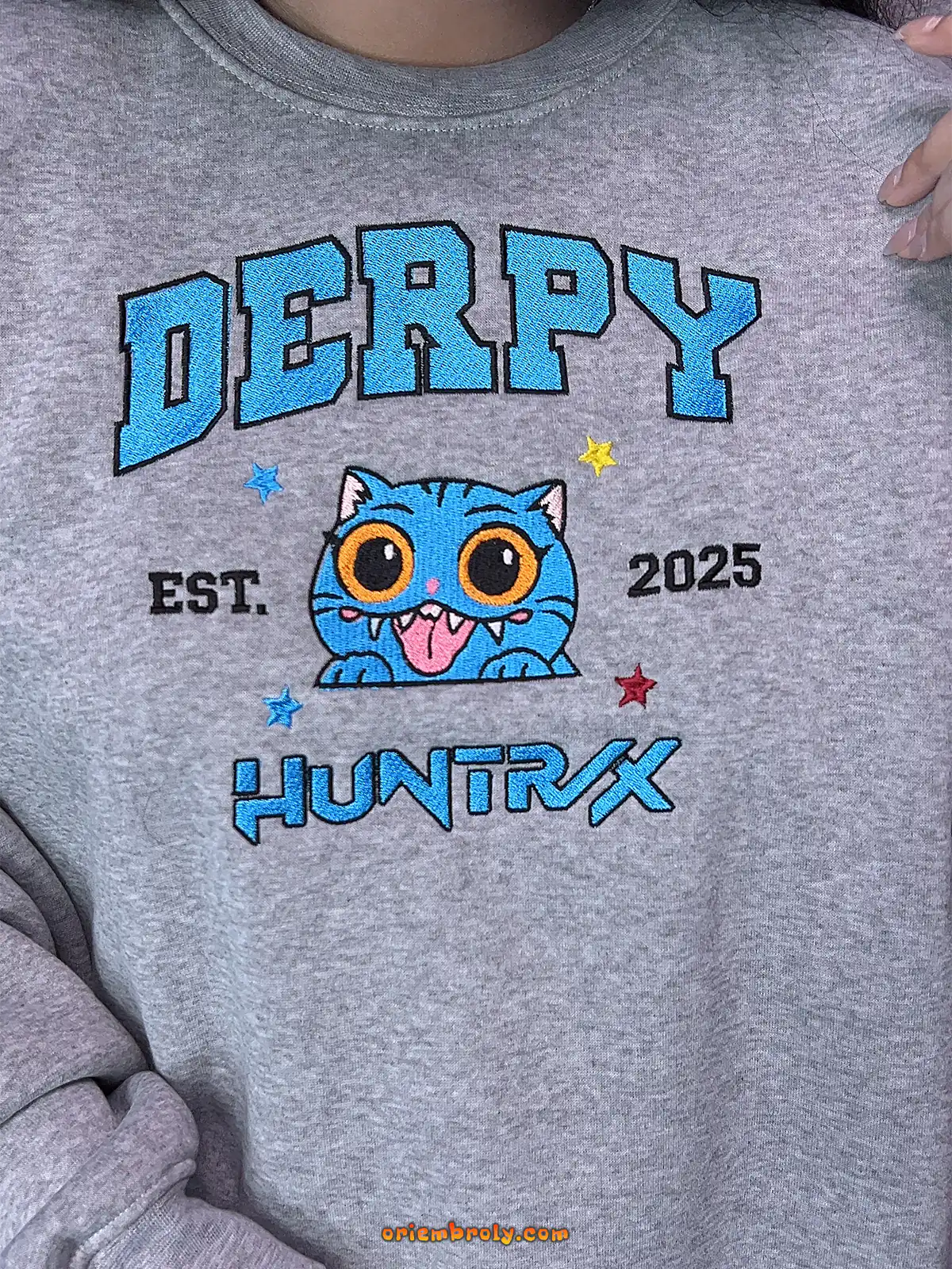 Kpop-inspired embroidered tiger crewneck sweatshirt