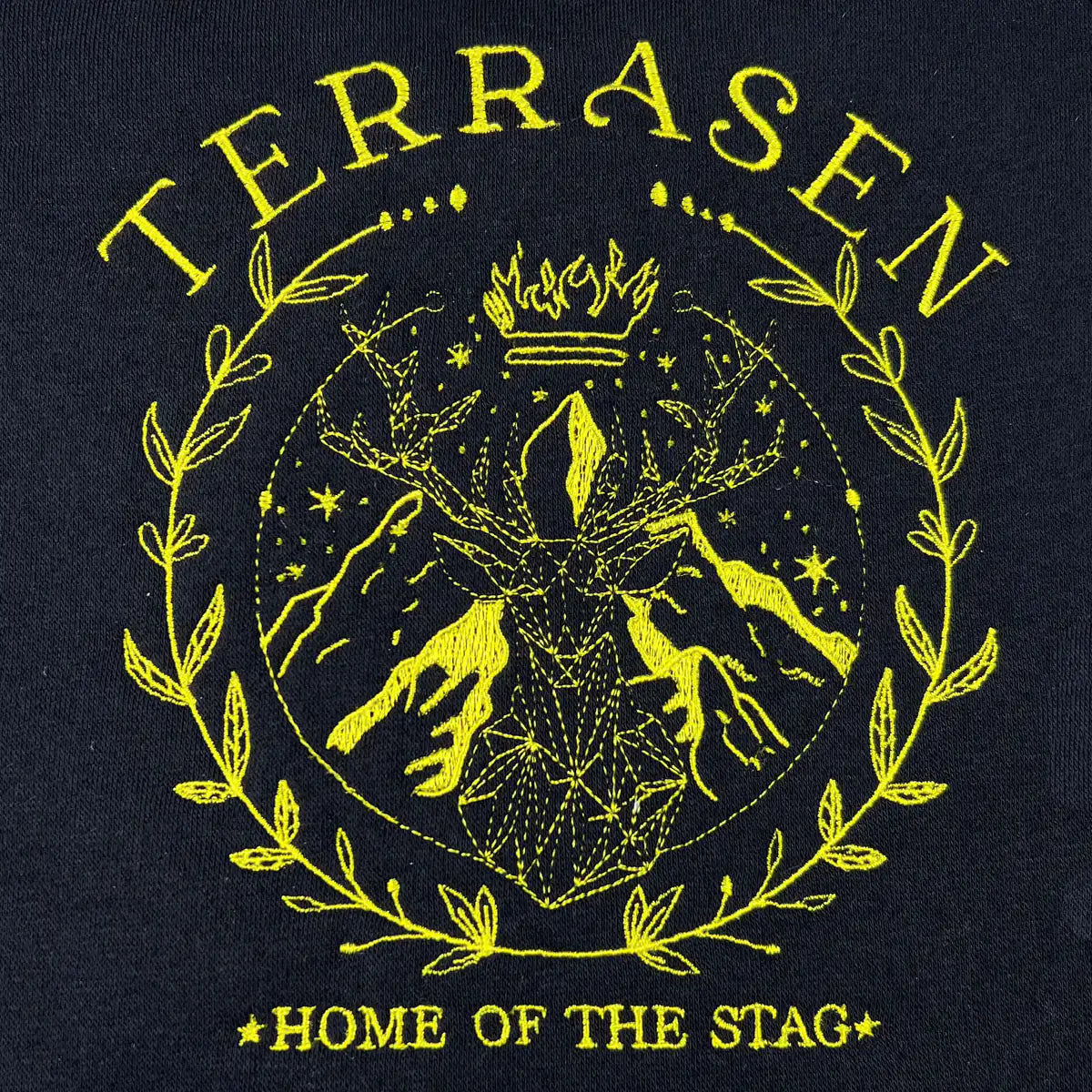 fireheart-terrasen-embroidered-sweatshirt-throne-of-glass-bookish-gift-for-mother