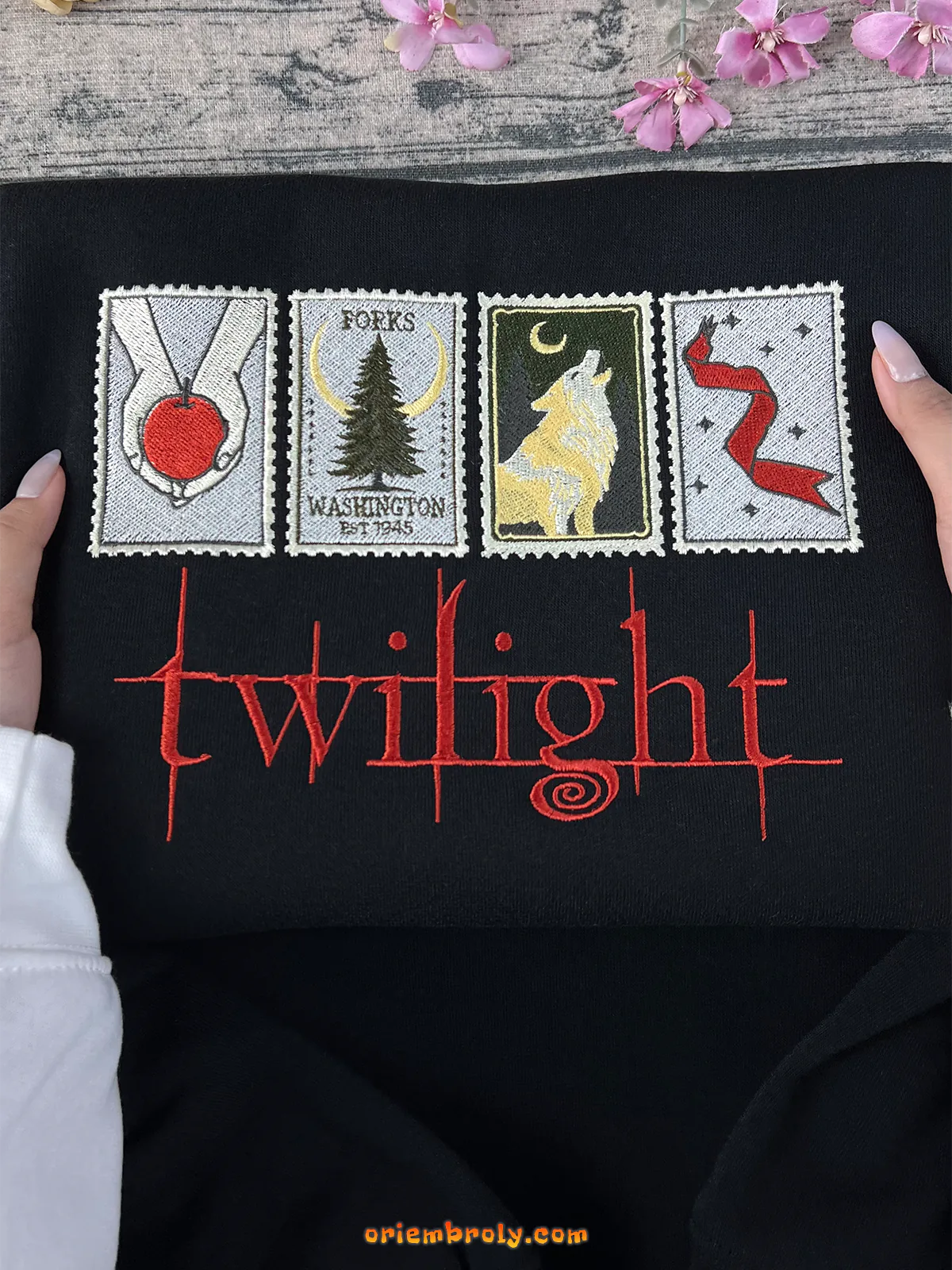 Twilight inspired shirt for book lovers and fans
