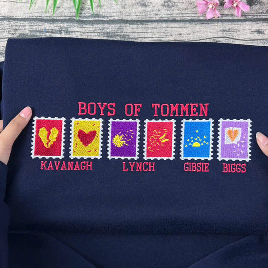 Bookish gift sweatshirt with embroidery