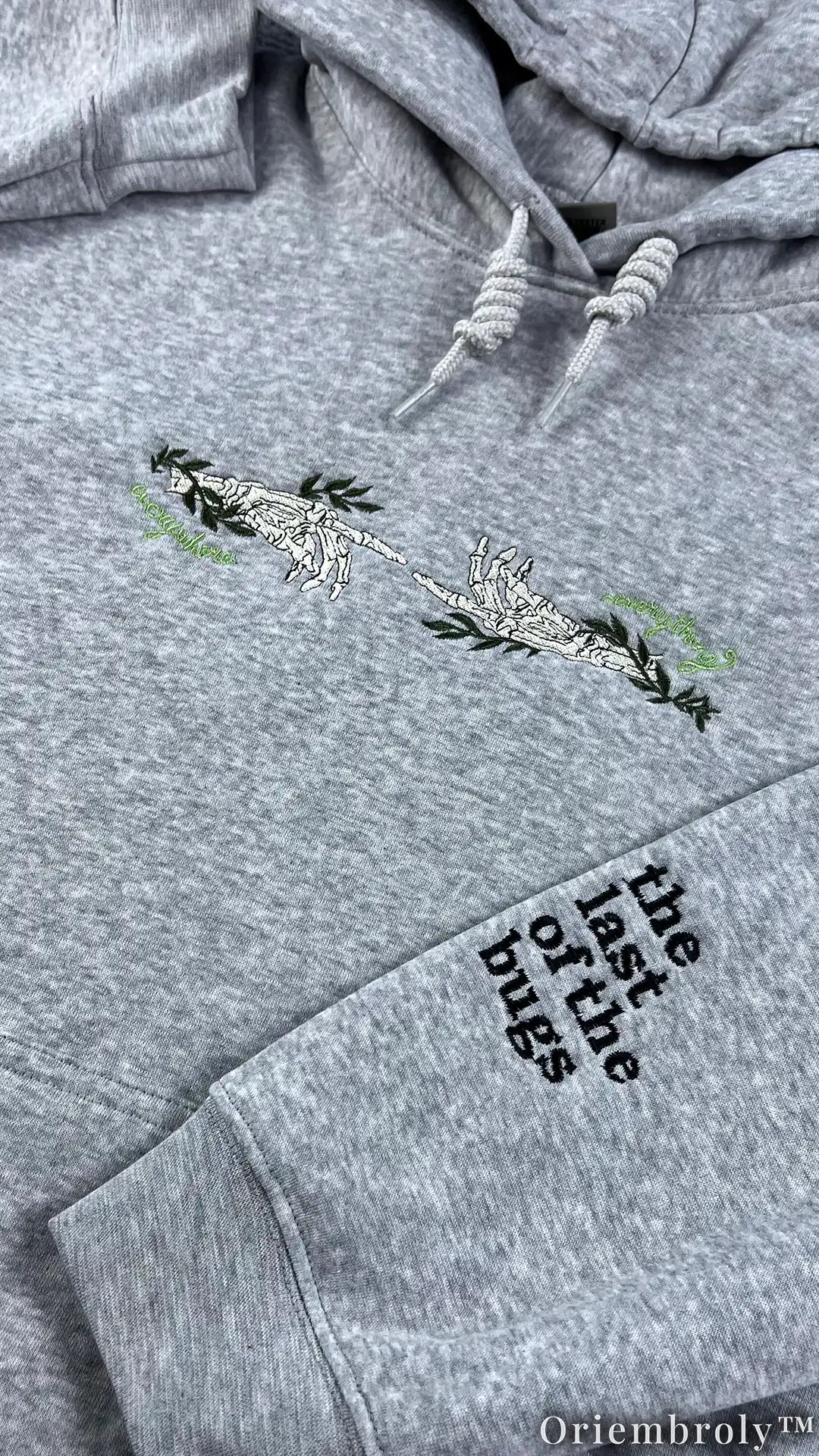 Skeleton Hands & Moth Embroidered Hoodie – Dark Academia Botanical Gothic Fleece Sweatshirt, Vintage Nature Aesthetic Unisex Gift