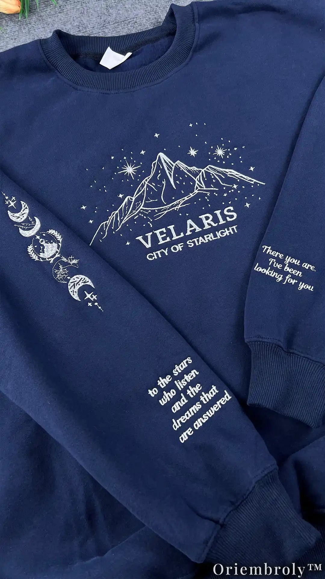 Velaris Embroidered Sweatshirt