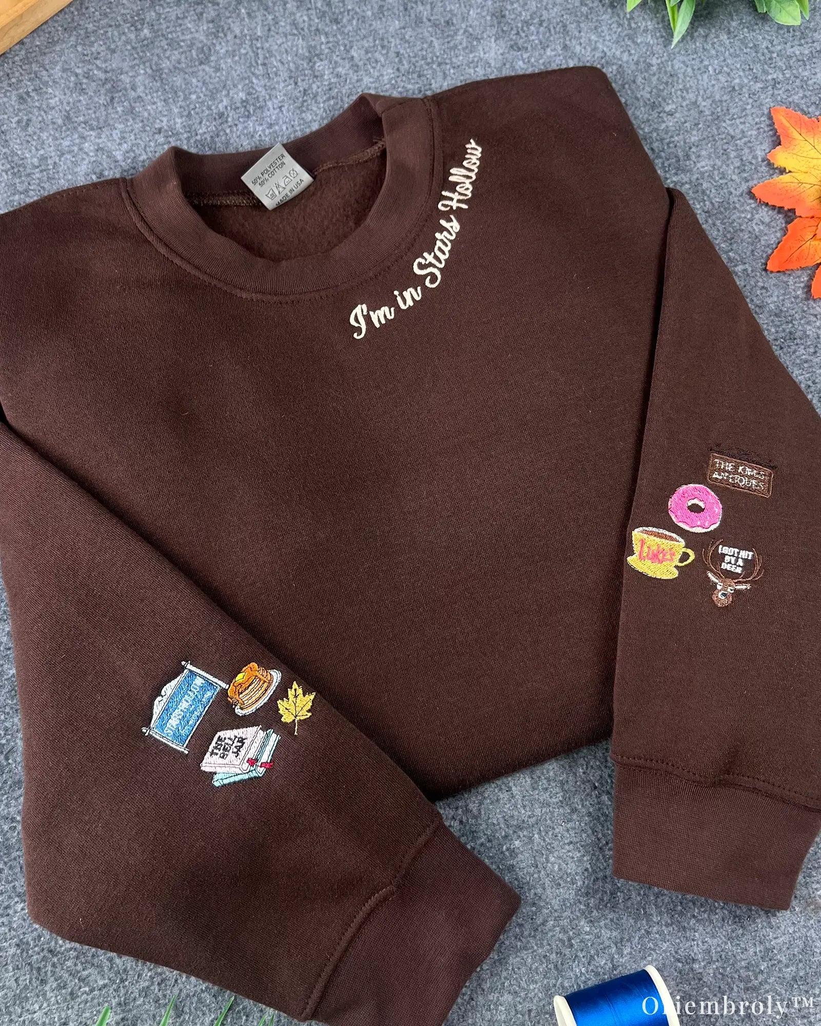 Vintage Fall Embroidered Crewneck Sweatshirt – Cozy Small-Town TV-Inspired Design