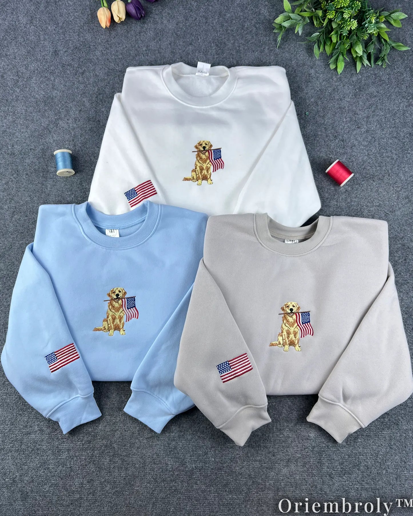 Golden Retriever American Flag Embroidered Sweatshirt – Patriotic Vintage Crewneck