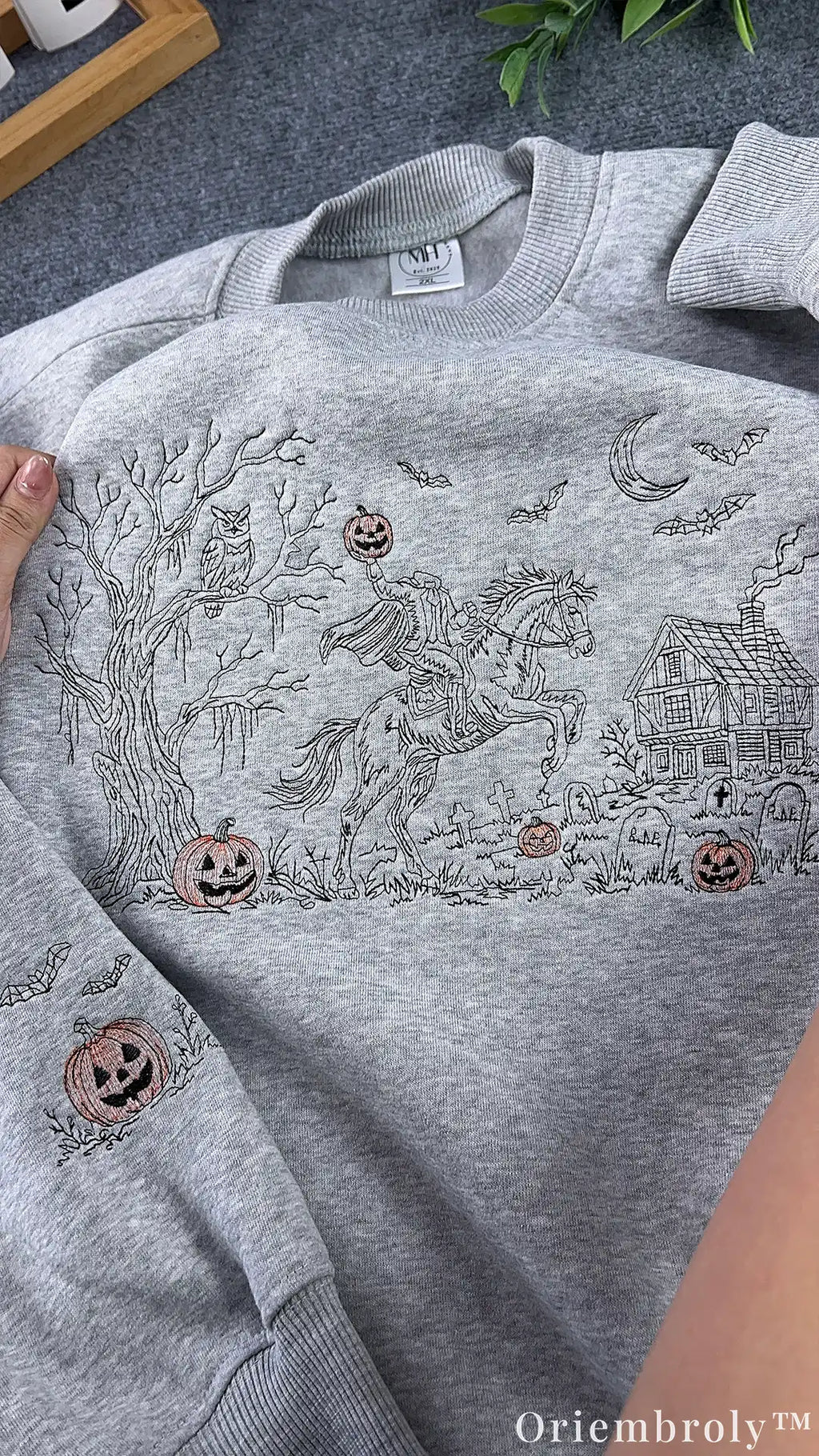 Headless Horseman Embroidered Sweatshirt – Sleepy Hollow Halloween Crewneck, Vintage Pumpkin Ghost Story Pullover