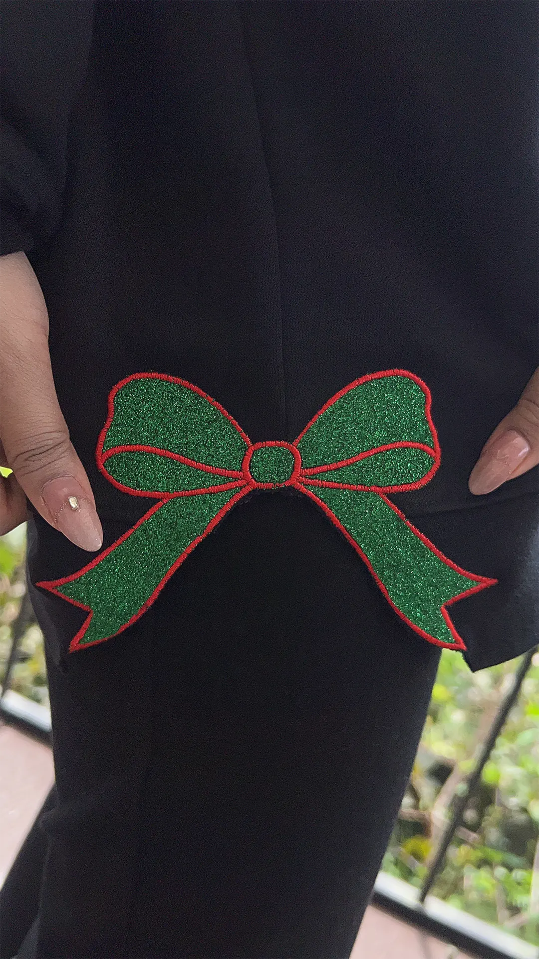 Holiday Glitter Merry Sweatshirt – Double Bow Embroidery