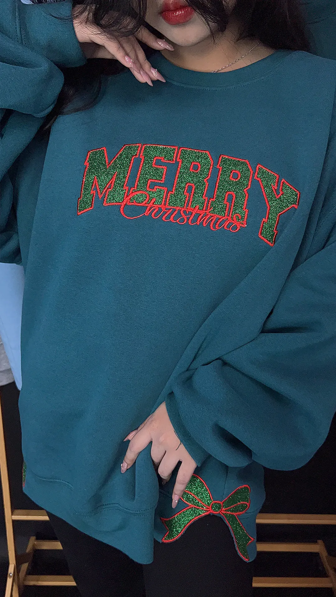 Holiday Glitter Merry Sweatshirt – Double Bow Embroidery