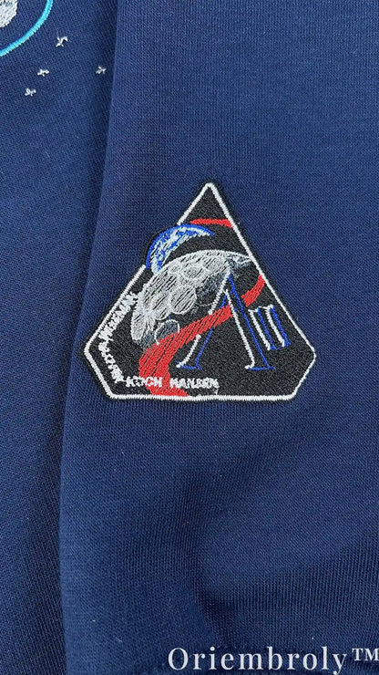 NASA Artemis II Embroidered Sweatshirt – Vintage Space Crewneck Pullover