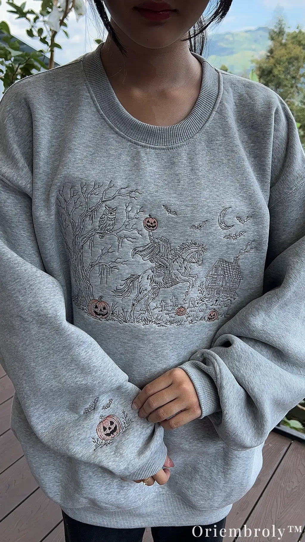 Headless Horseman Embroidered Sweatshirt – Sleepy Hollow Halloween Crewneck, Vintage Pumpkin Ghost Story Pullover
