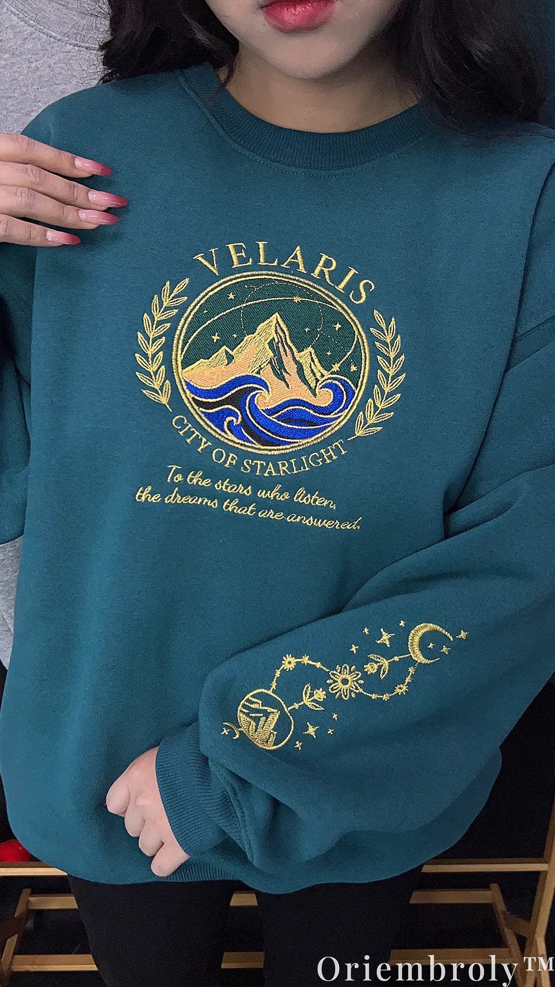 Velaris City of Starlight Embroidered Sweatshirt – ACOTAR Night Court Crewneck