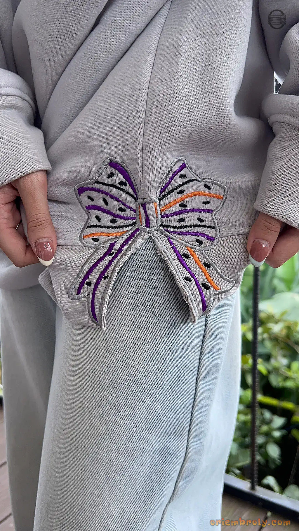 Happy Halloween Bows Embroidered Sand Crewneck Sweatshirt