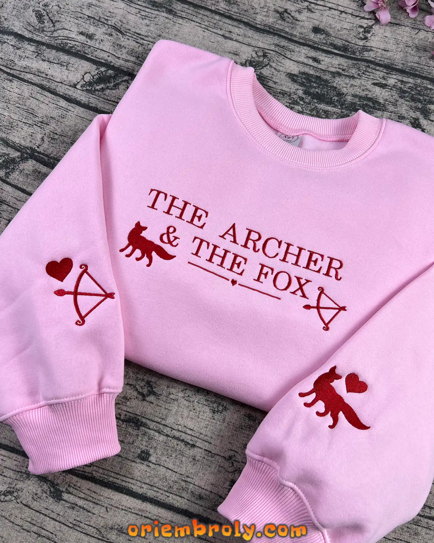 The Archer and the Fox Embroidered Sweatshirt – Fantasy Reader Shirt