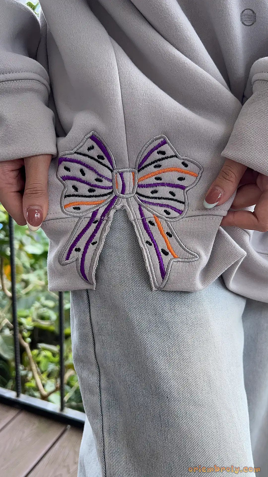 Happy Halloween Bows Embroidered Sand Crewneck Sweatshirt