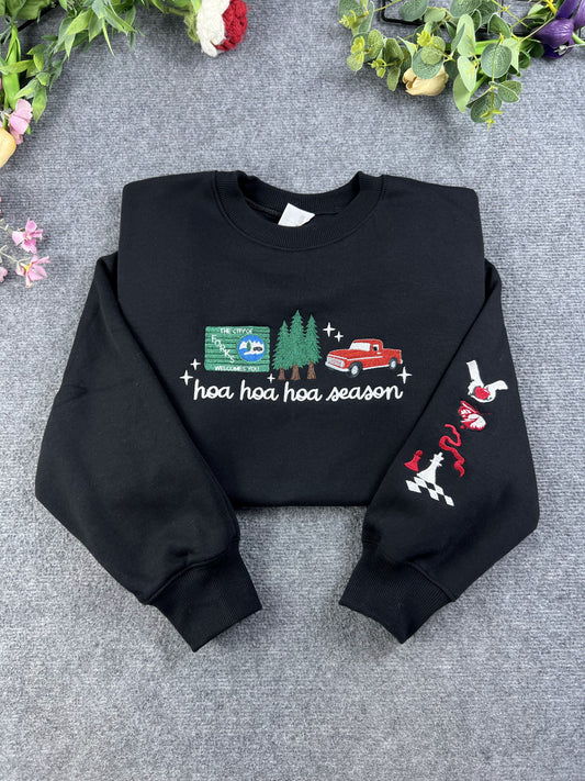Hoa Hoa Hoa Season Red Truck Chess Apple Sleeve Embroidered Black Sweatshirt