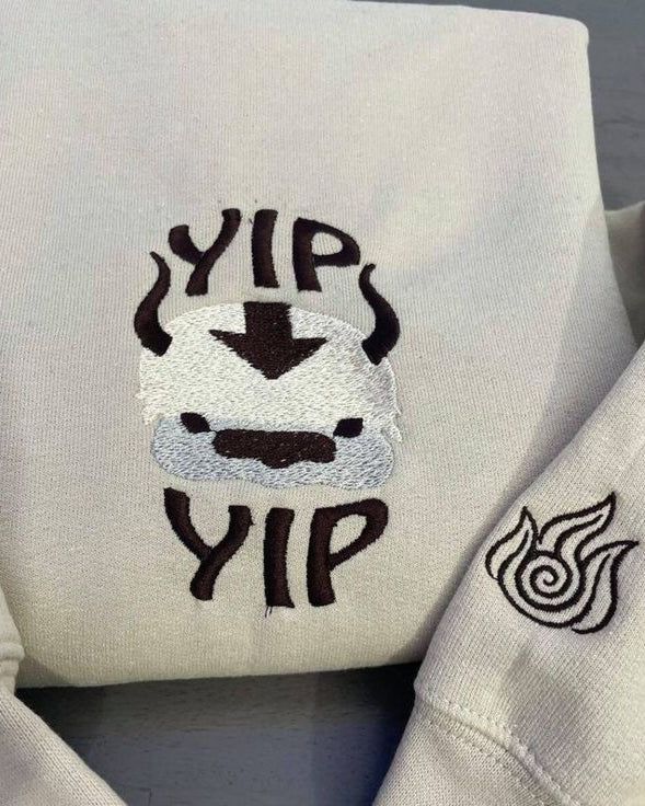 Appa flying bison yip yip anime embroidered vintage crewneck sweatshirt in cream white