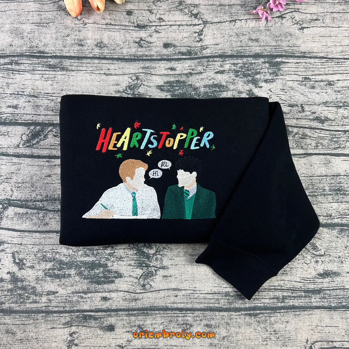 Embroidered crewneck with two boys and autumn details