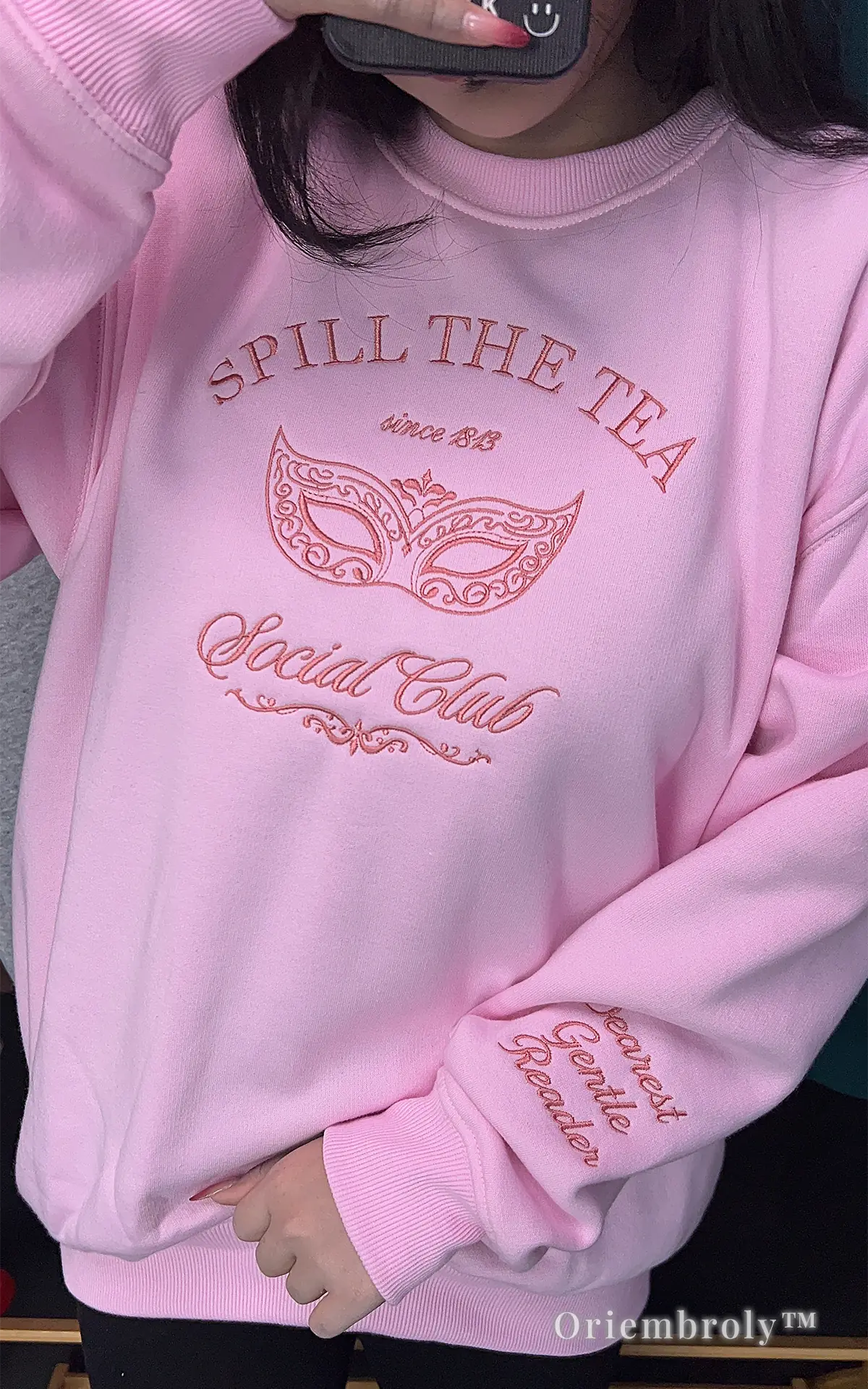Bridgerton crewneck sweatshirt pink embroidered design