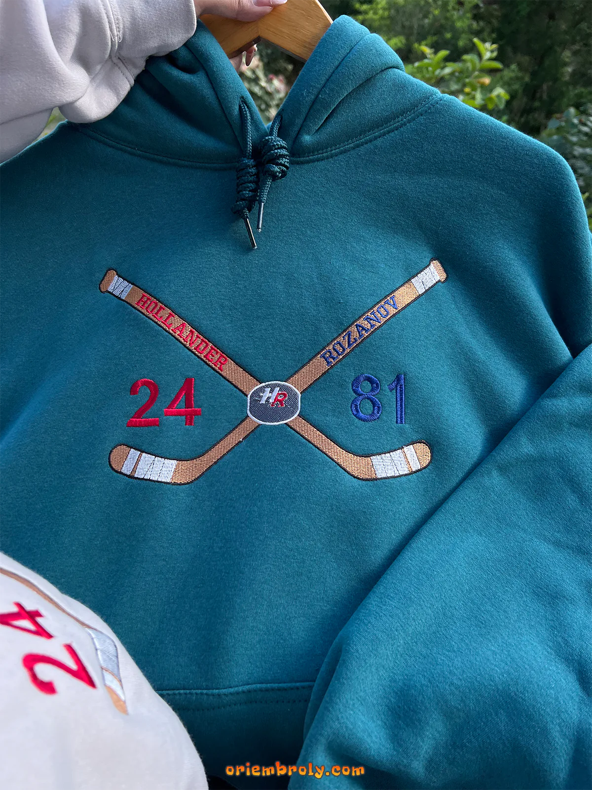 Unisex hockey style embroidered crewneck