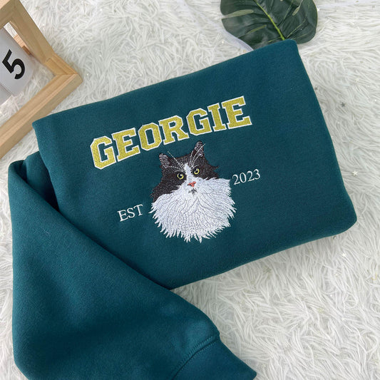 Personalized Sweatshirt with "GEORGIE" Pet Portrait Embroidery