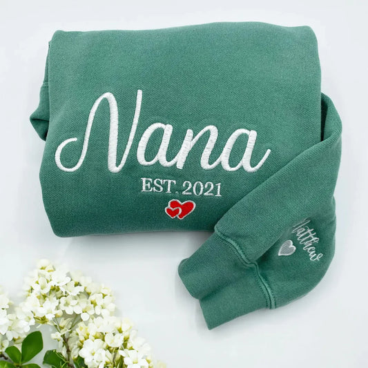 Custom embroidered Grandma Sweatshirt with grandkid names – Nana, Mimi, Gigi embroidered sweater, perfect gift for grandmothers.