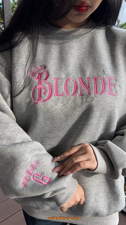 Unisex pink sweatshirt with custom initial