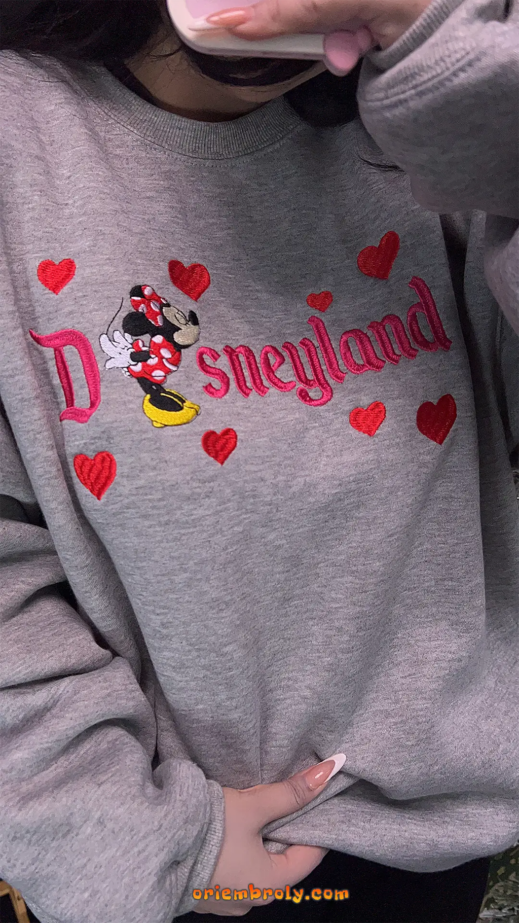 Disneyland Mickey and Minnie Valentine’s Day sweatshirt for couples and lovers
