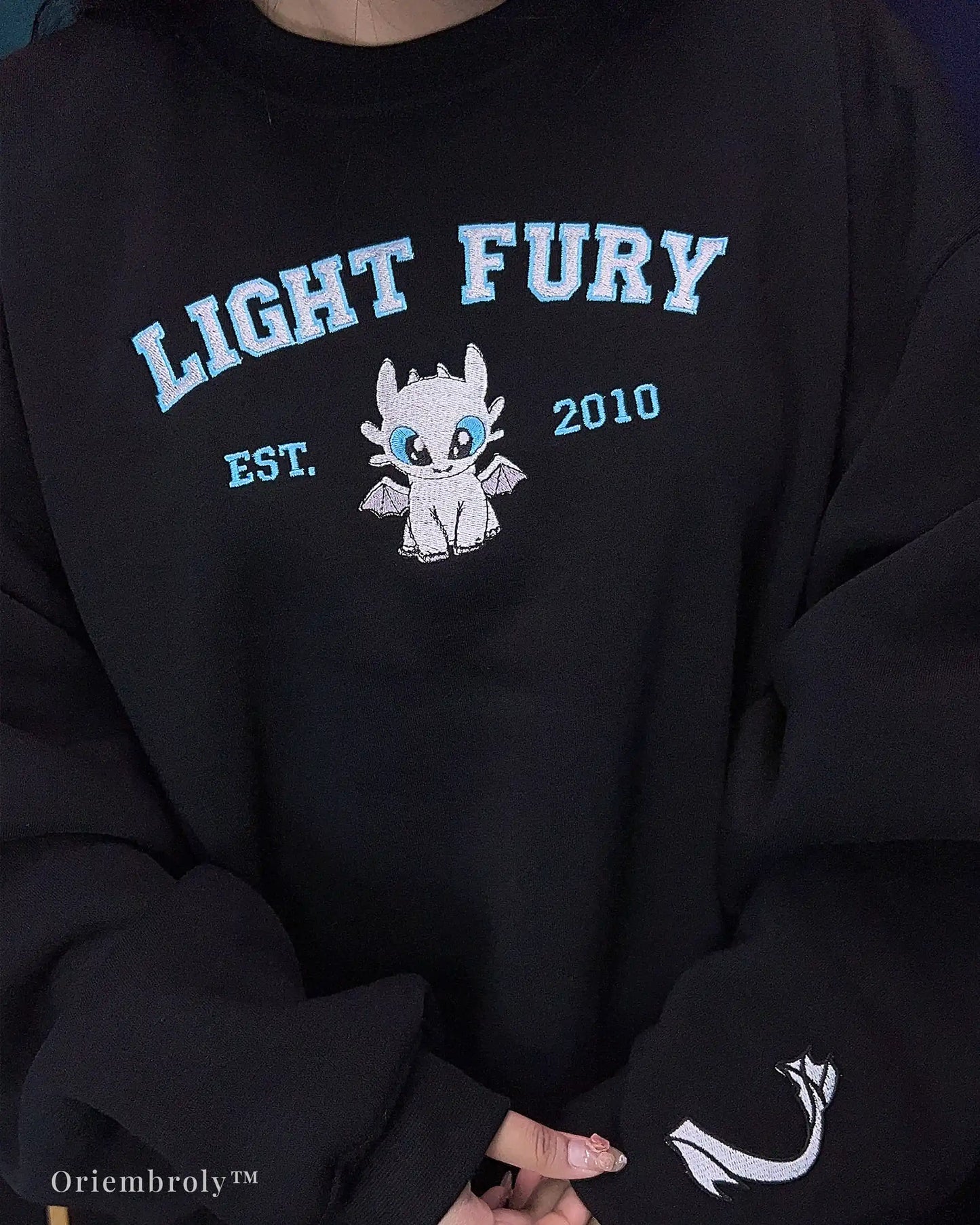 Cute Dragon Couple Embroidered Sweatshirt – Fantasy Love Crewneck Gift