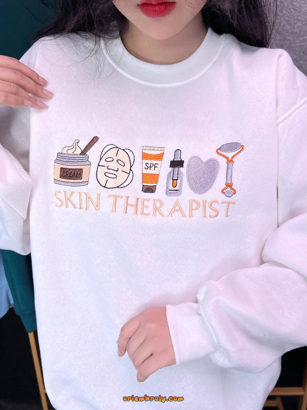 Skin Therapist Sweatshirt – Esthetician Gift Crewneck, Custom Skincare Apparel for Licensed Beautician, Spa Professional Sweater
