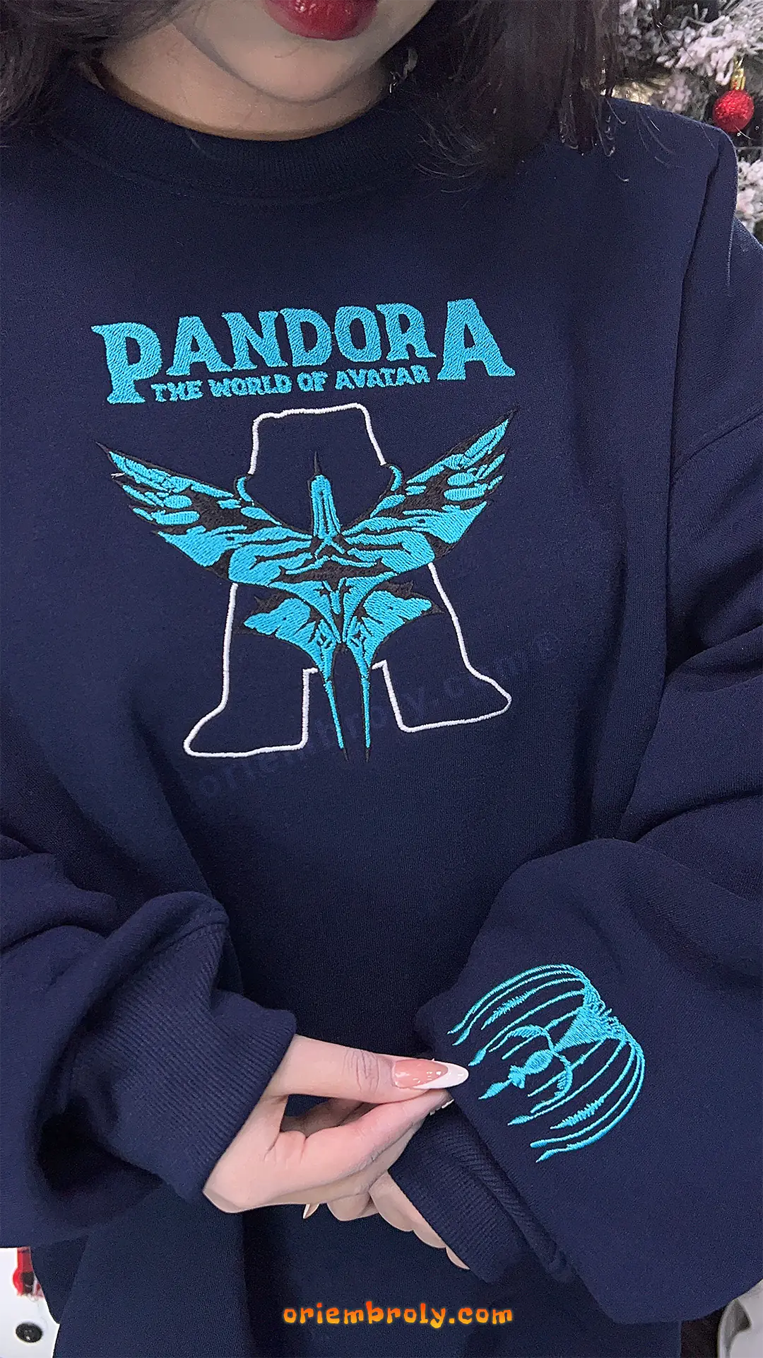 Detailed Avatar inspired fan crewneck design