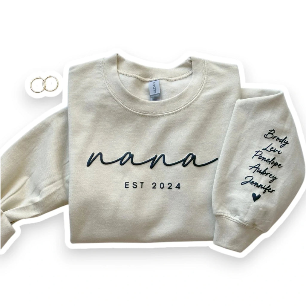 Personalized Mama Sweatshirt with Kid Names embroidered on sleeve – perfect gift for moms.