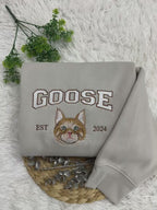 Custom minimalist embroidered pet lover t-shirt – Personalized gift