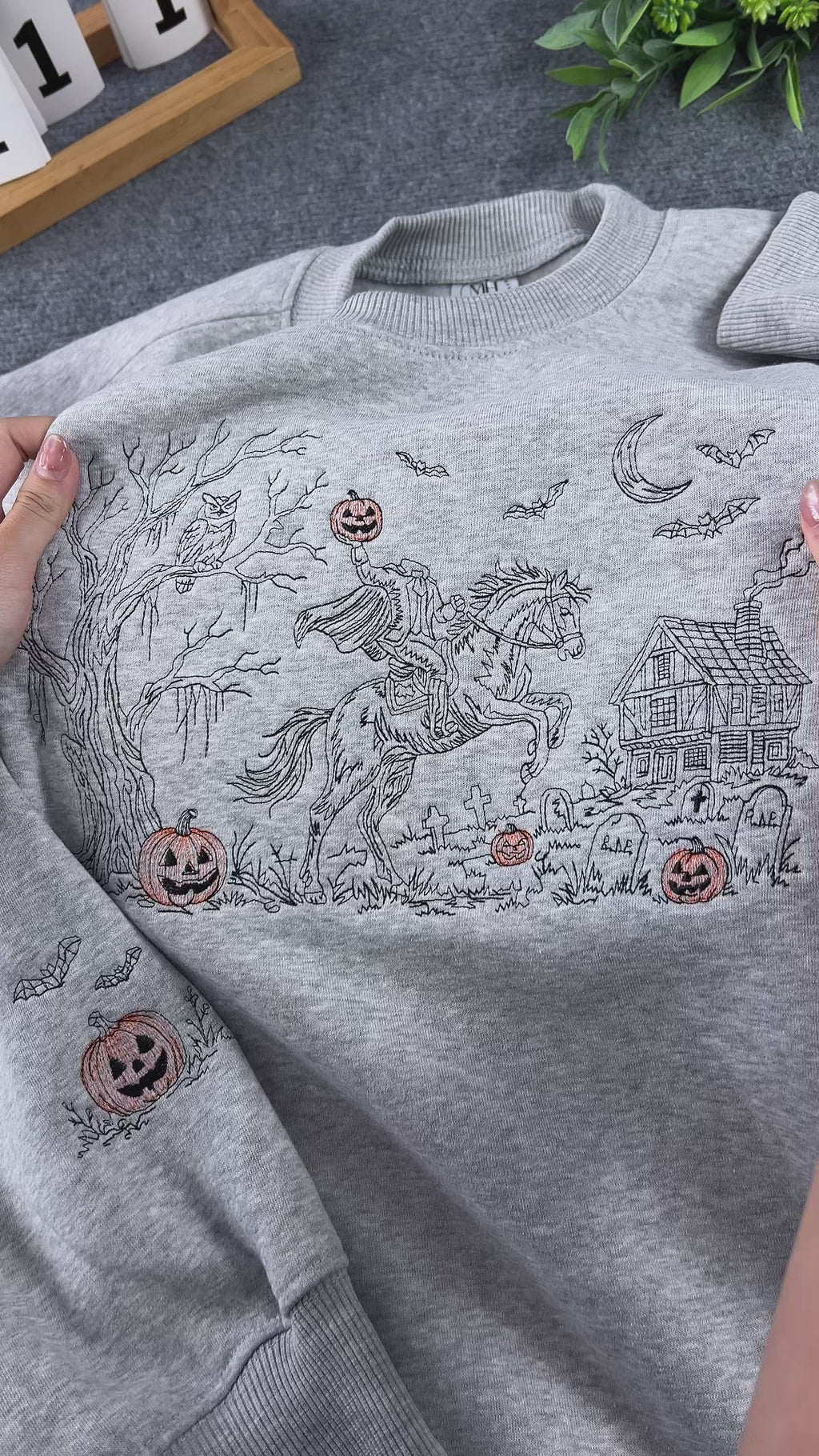 Headless Horseman Embroidered Sweatshirt – Sleepy Hollow Halloween Vintage Crewneck
