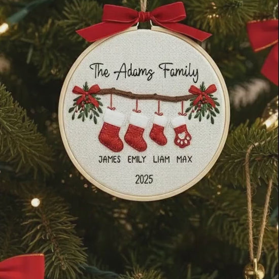 custom-embroidery-hoop-ornament