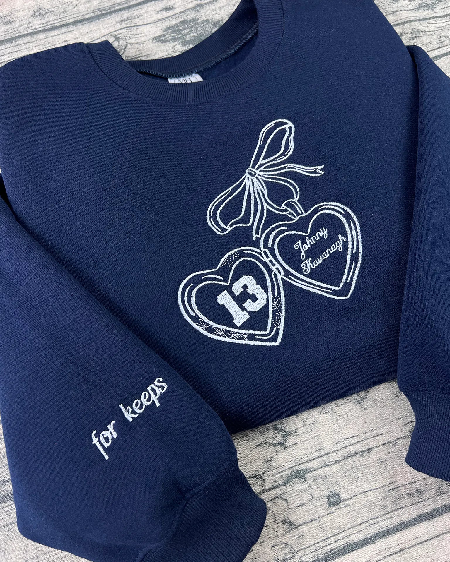 Reading aesthetic embroidered crewneck