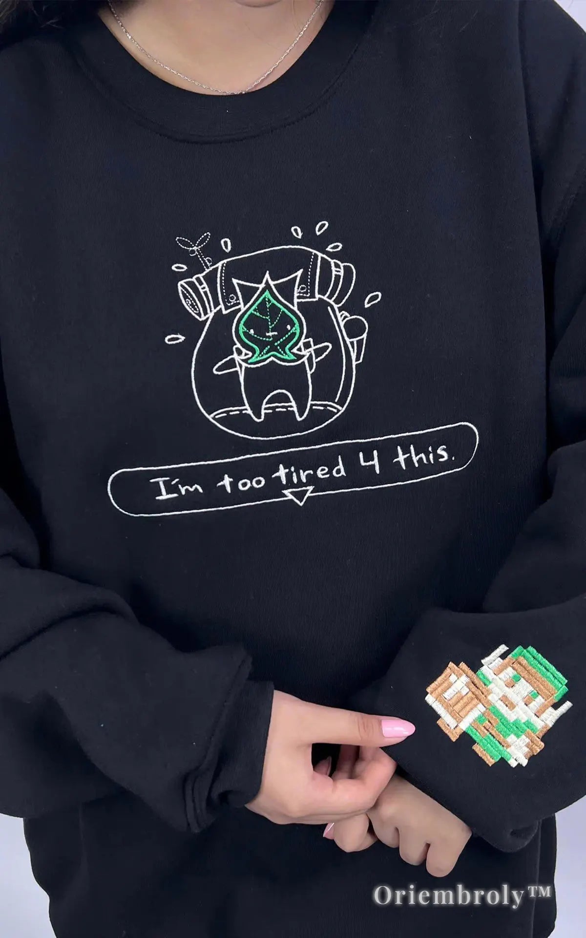 retro gaming sweatshirt with sleeve embroidery detail