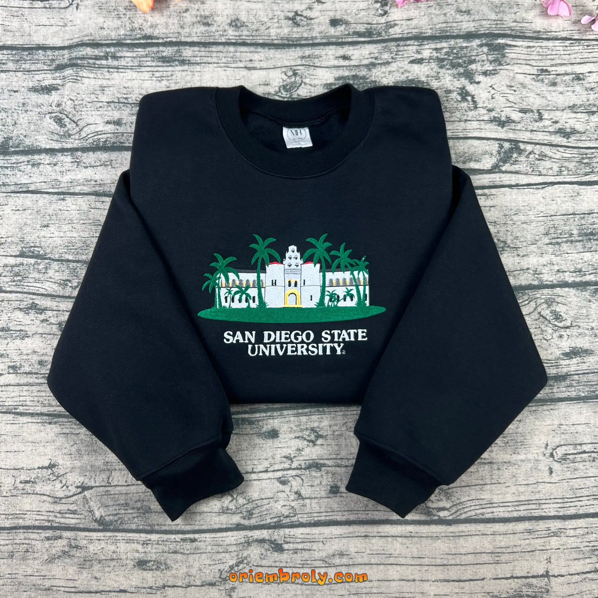 San Diego State University SDSU embroidered crewneck sweatshirt