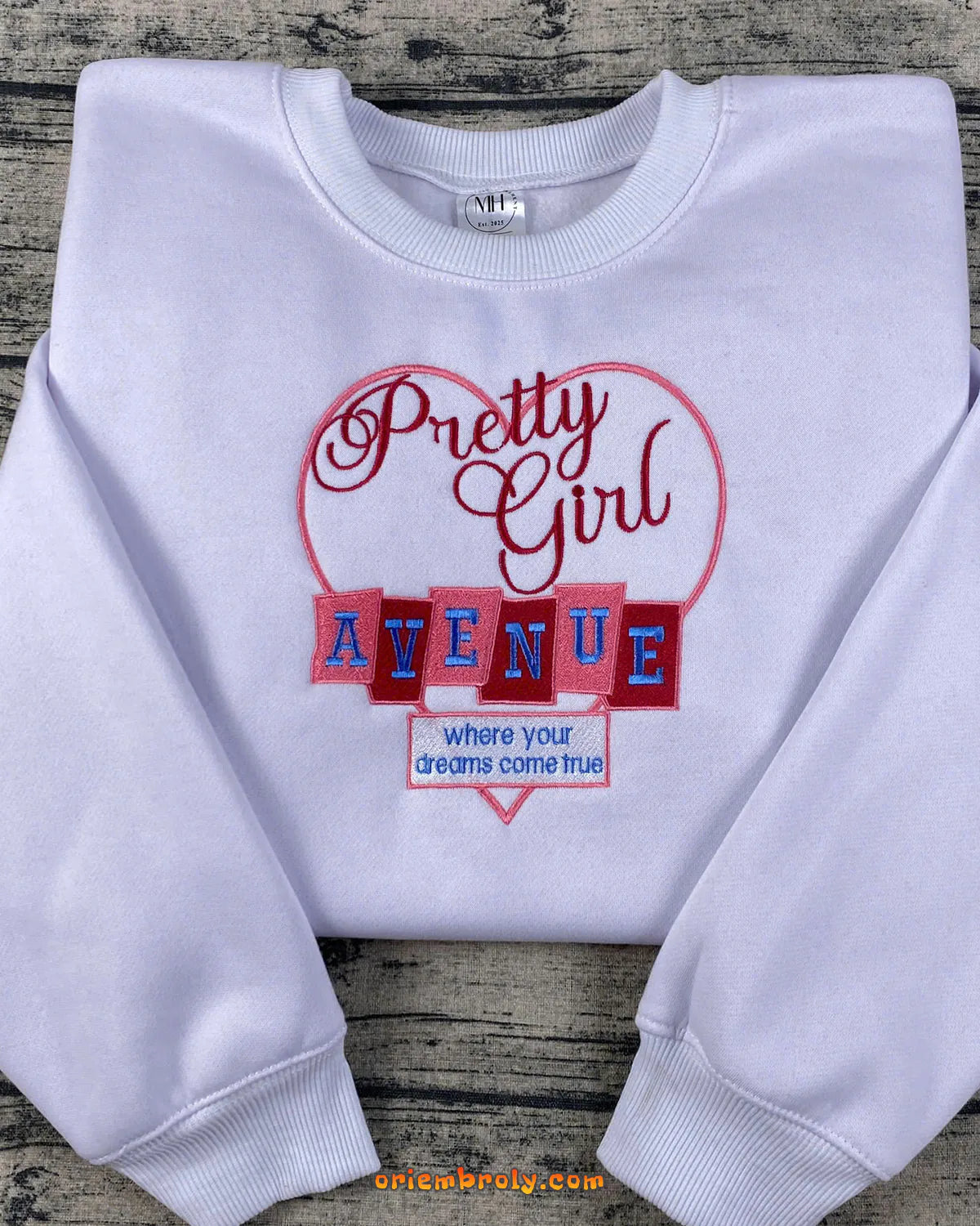 Unisex Pretty Girl Avenue aesthetic crewneck