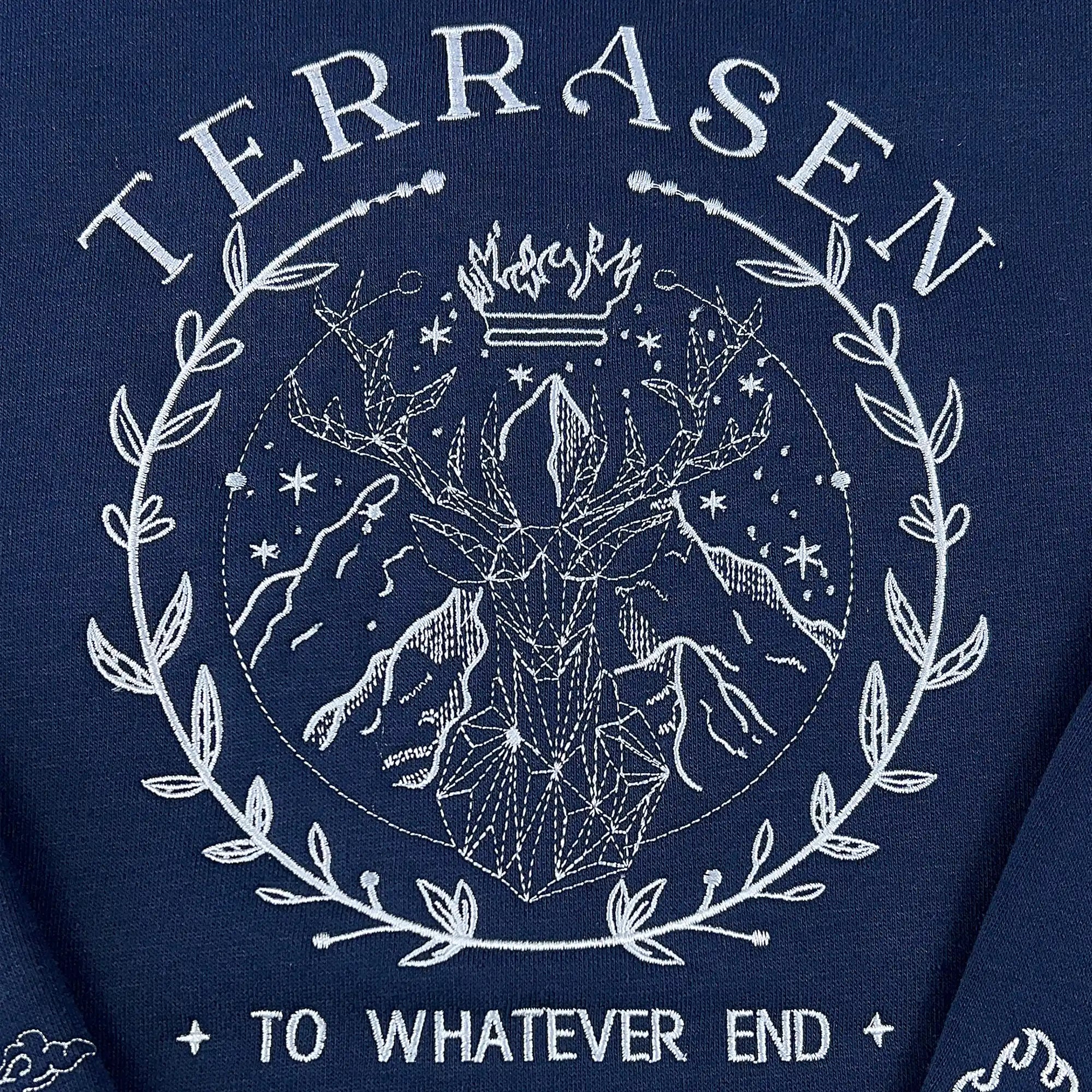 "To whatever end" Terrasen embroidered crewneck, high-quality fleece pullover for fantasy book lovers