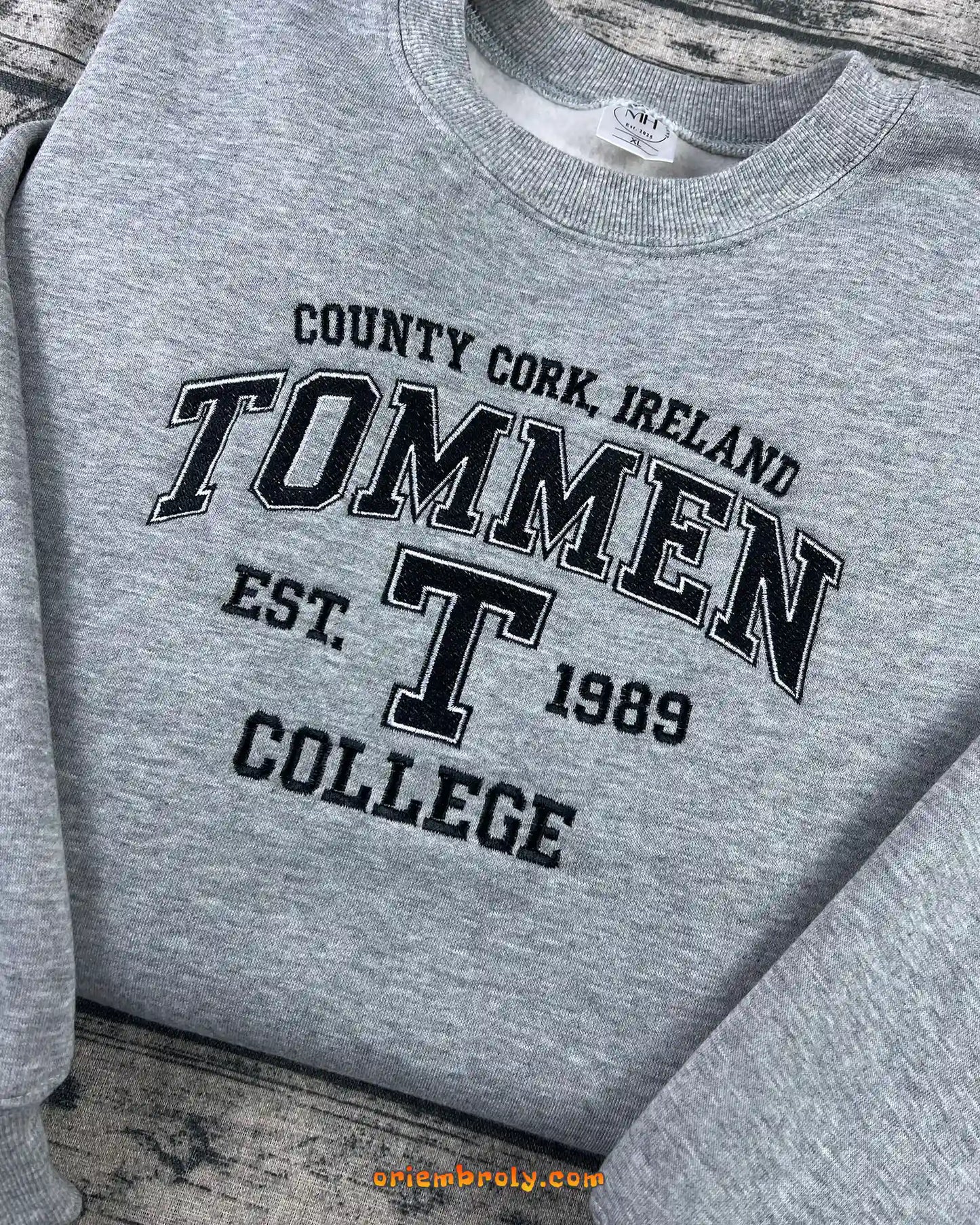 Academic style embroidered college crewneck