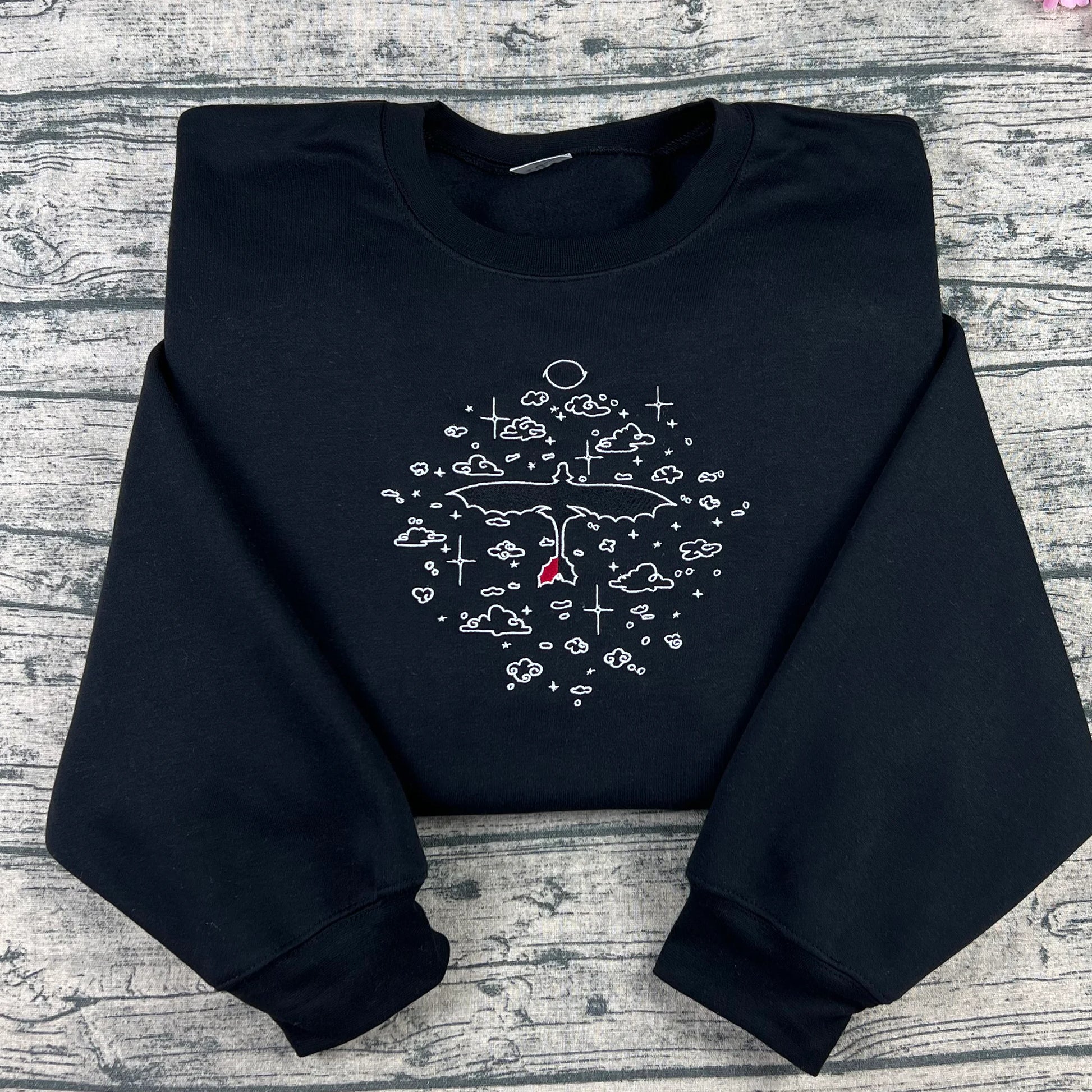 Toothless dragon cloud embroidered black crewneck sweatshirt