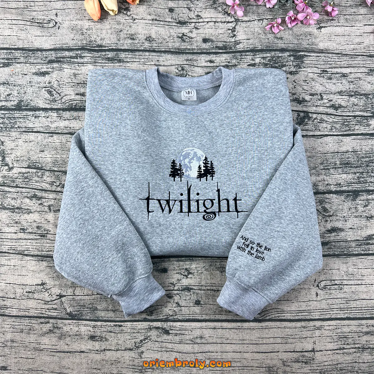 Cozy unisex Twilight Saga bookish jumper