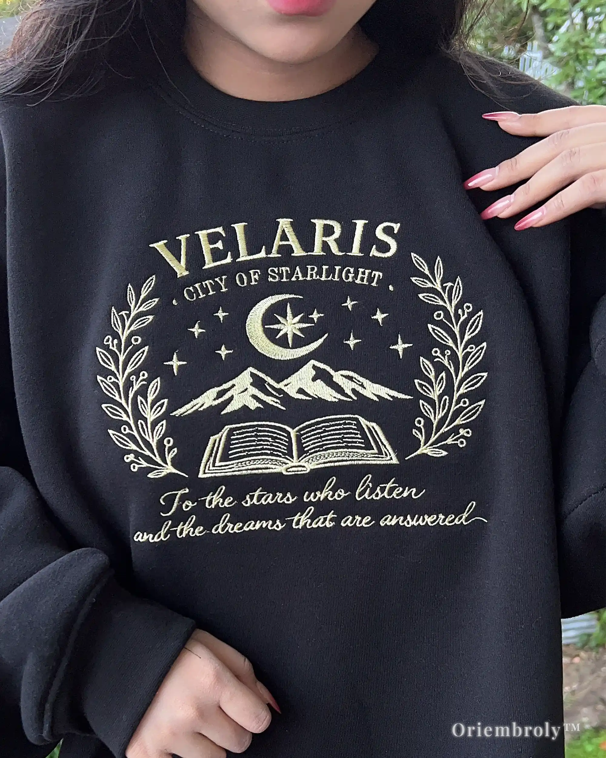Velaris ACOTAR crewneck black embroidered sweatshirt