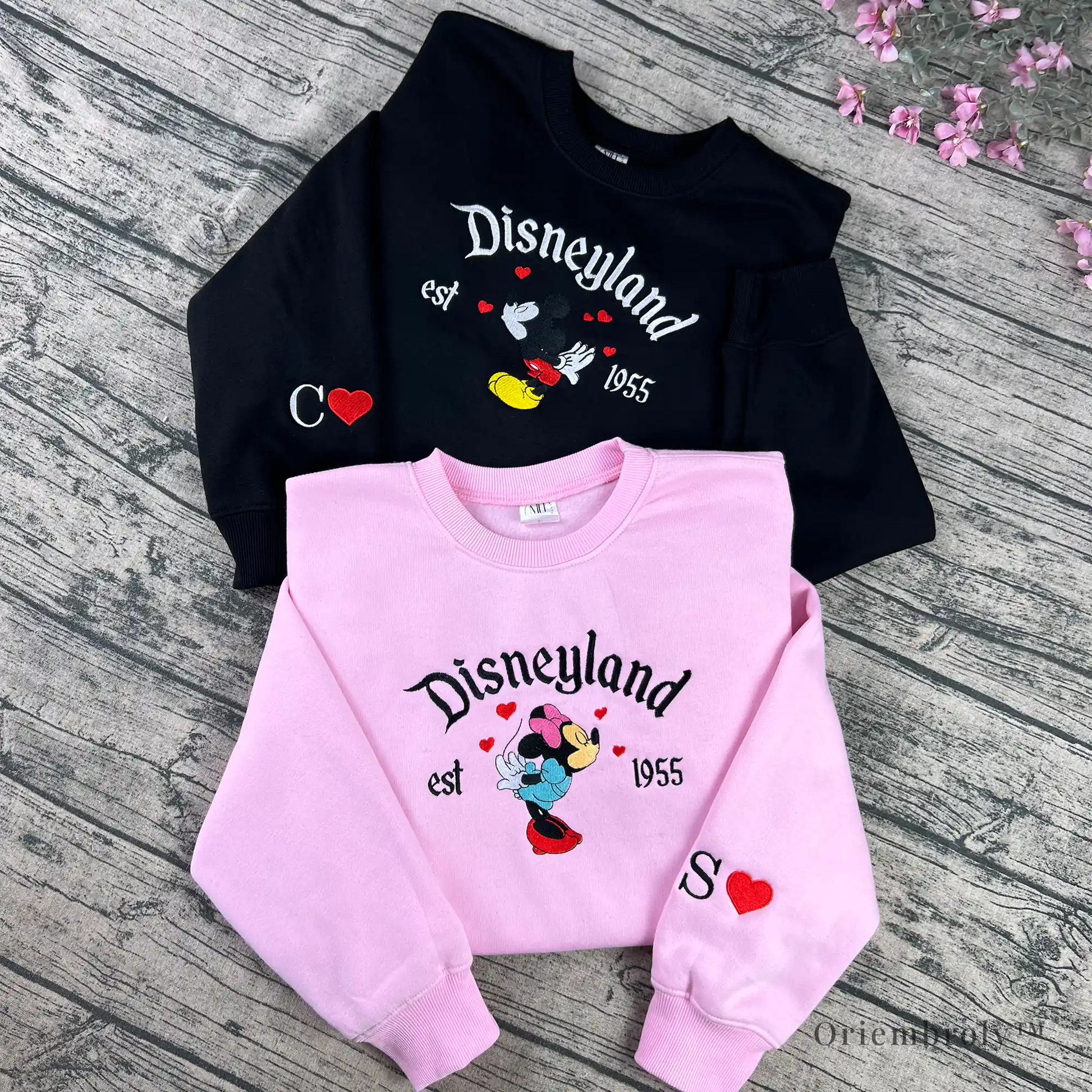 Vintage 1955 cartoon couple embroidered sweatshirt - Mockup Couple