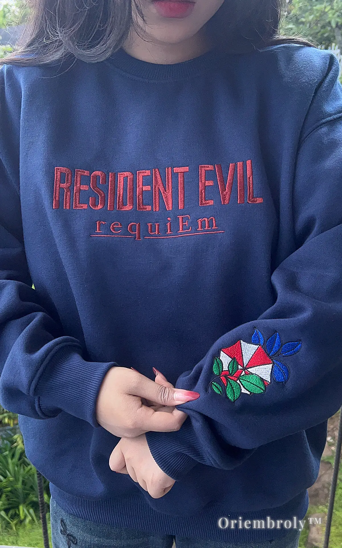 Vintage-style Resident Evil red embroidery crewneck in navy blue, comfortable cotton blend