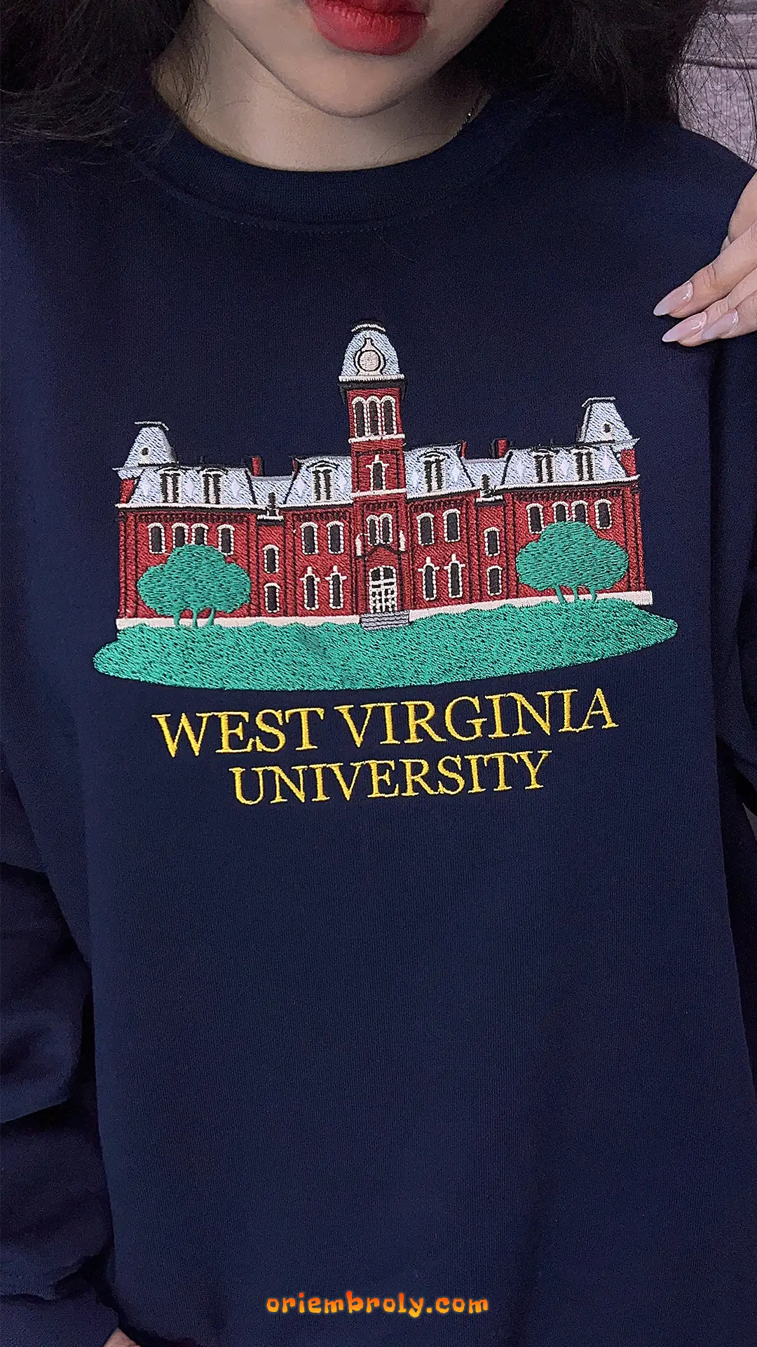 Detailed WVU campus embroidery sweatshirt